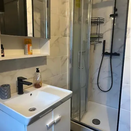 House 10 Min From Disneyland
